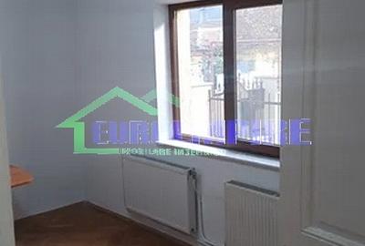 Casă cu 3 camere cu Teren 150 Mp în Tomis II - 2