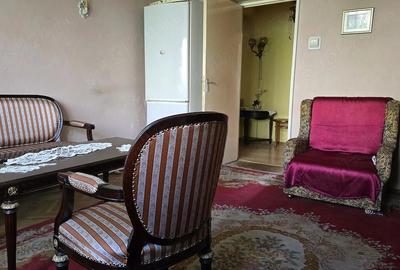 Apartament cu 3 camere decomandat în Progresul - 10
