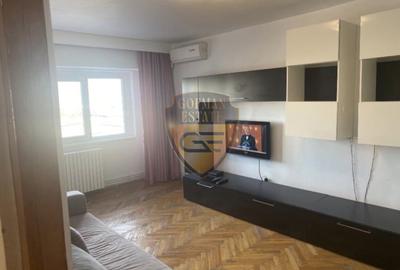 Apartament cu 3 camere decomandat, mobilat în City Park Mall