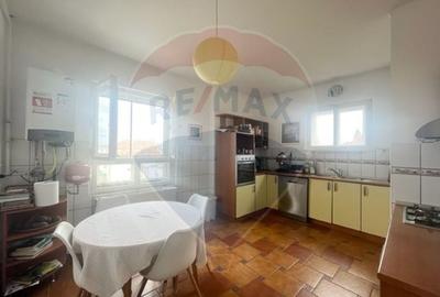 Apartament cu 4 camere decomandat, mobilat în Ștrand - 11