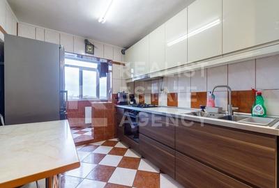 Vânzare, apartament, 3 camere, zona Uverturii - 4