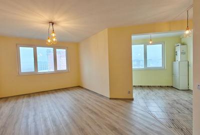 Apartament cu 3 camere semidecomandat, mobilat în Florești - 2
