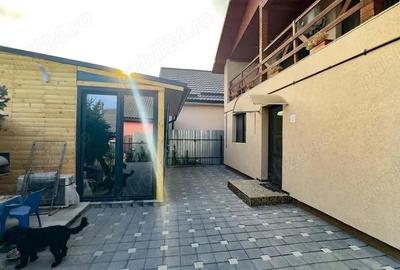 Casă cu 5 camere cu Teren 365 Mp în Valu lui Traian