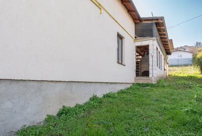 Casă individuală cu 3 camere cu Canalizare în Moinești - 2