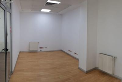 Spatiu 156 mp in zona fostului Tribunal - 13