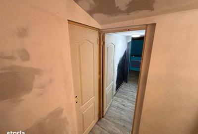 Casă cu 7 camere cu Teren 1000 Mp în Firiza - 3