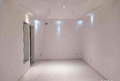 Garsonieră decomandată în Central - 1