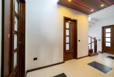 Casă individuală cu 8 camere cu Canalizare în Popas Păcurari - 12