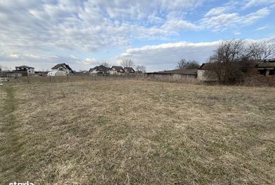 Teren de 808 mp, în Central - 2