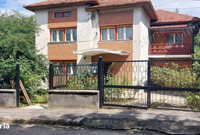 Casă cu 4 camere cu Teren 288 Mp în Ultracentral - 10
