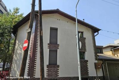 Casă cu 7 camere cu Teren 200 Mp în Timpuri Noi - 2