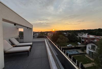 Penthouse cu 5 camere decomandat, mobilat în Iancu Nicolae