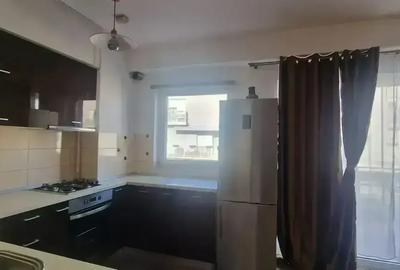 Apartament cu 2 camere nedecomandat, mobilat în Parcul Carol - 3