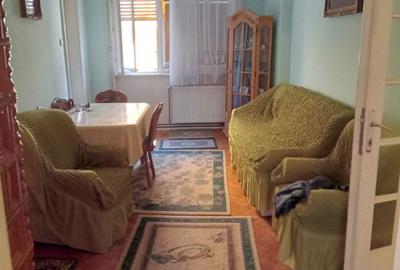 Casă cu 4 camere în Central - 3