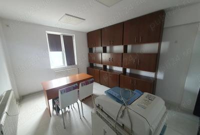 Spațiu comercial, de 13 mp, în Central - 2