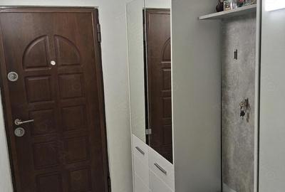 Garsonieră decomandată în Central - 2