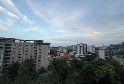 Garsonieră decomandată în Vitan - 4