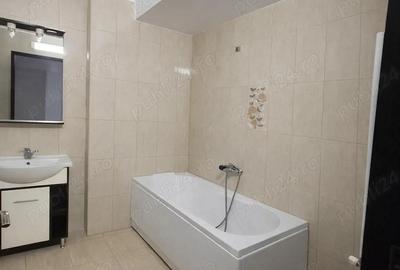 Apartament cu 3 camere decomandat, mobilat în Central - 6