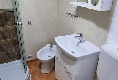 Garsoniera-fost spatiu birou pe Unirii - 5
