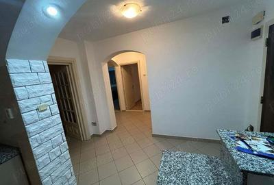 Trei camere zona Petre Ispirescu intersectie cu Dumbrava Noua - 1