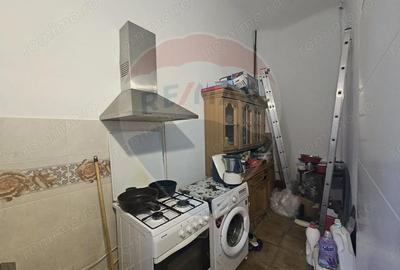 Casă cu 4 camere cu Teren 265 Mp în Central - 7