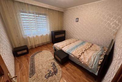 Apartament cu 3 camere decomandat, mobilat în Casa de Cultură - 2