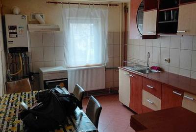 Apartament cu 4 camere decomandat, mobilat în Bucovina - 1