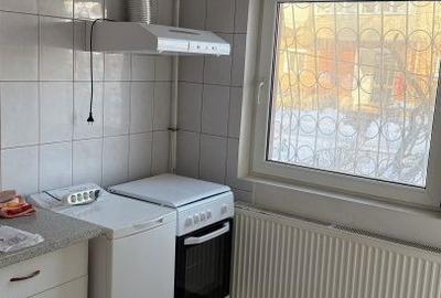 Garsonieră, mobilată în 13 Septembrie