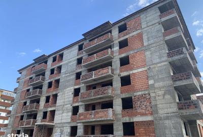 Apartament cu 2 camere decomandat în Apărătorii Patriei - 3