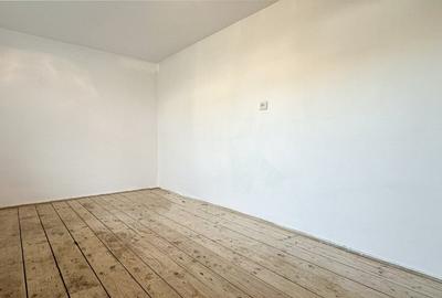 Casa cu 4 camere, in Eforie Nord, renovata, pret exceptional, teren proprietate - 11