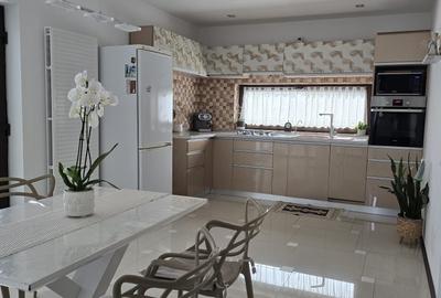 Casă cu 4 camere cu Teren 800 Mp în Pleașa - 5