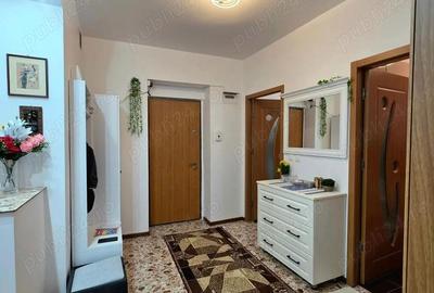 Apartament cu 3 camere decomandat în Central - 8