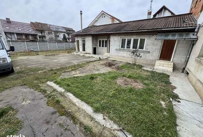 Casă cu 8 camere cu Teren 622 Mp în Titulescu - 2