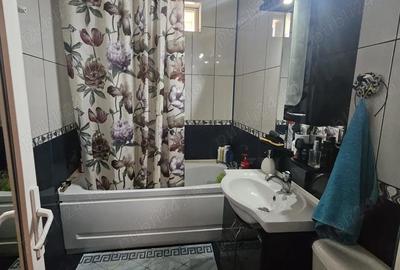 Apartament cu 4 camere decomandat în Central - 4