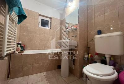 Apartament cu 3 camere, 2 bai,2 balcoane, decomandat,Iosefin - 8