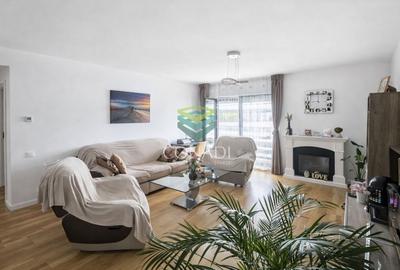 Apartament cu 3 camere semidecomandat în Domenii