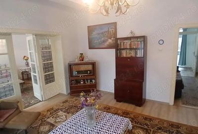 Apartament cu 4 camere semidecomandat în Central - 7