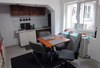 Casă cu 5 camere cu Teren 80 Mp în Orșova - 2