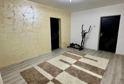 Apartament cu 3 camere decomandat în 9 Mai - 1