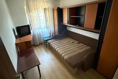 APARTAMENT 3 CAMERE, ETAJ 2, 1 DECEMBRIE - 5