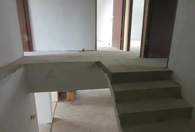 Casa sector 5 vila single P+M 190mpc,300mp curte proprie,zona supermarket tramvai32 7statii Unirea - 4