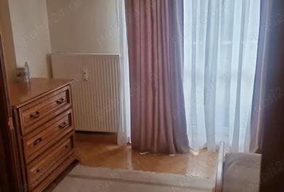 Inchiriere apartament 4 camere Bulevardul Decebal - 2