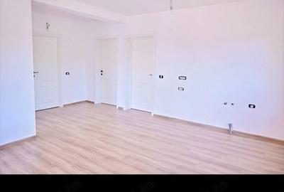 Casă cu Teren 400 Mp în Corbu - 4