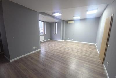 Birou, de 36 mp, în Delfinariu - 4