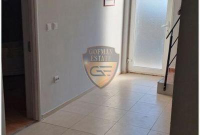 Casă cu 4 camere cu Teren 230 Mp în Sud - 1