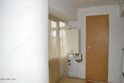 Apartament cu 3 camere decomandat, mobilat în Rolast - 18