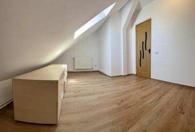 Apartament cu 2 camere decomandat în Tractorul - 6