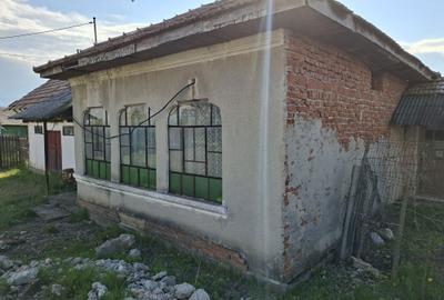 Casă cu 3 camere în Sâmburești - 5