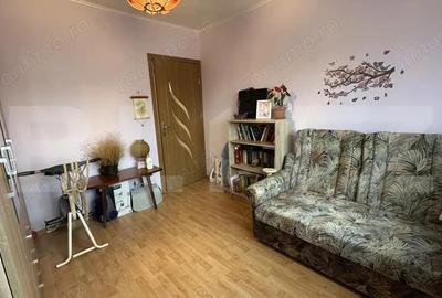 Apartament decomandat cu trei camere si doua bai, zona Iosia - 4