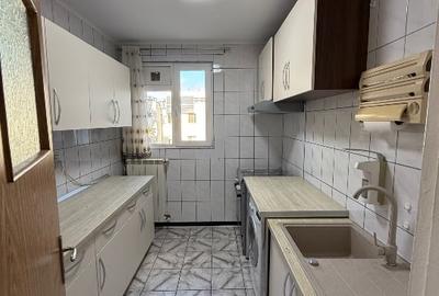 Apartament cu 3 camere decomandat în Titan - 6